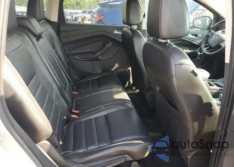 2017 Ford Escape Titanium z USA, uszkodzony, nr VIN 1FMCU9J98HUA58277